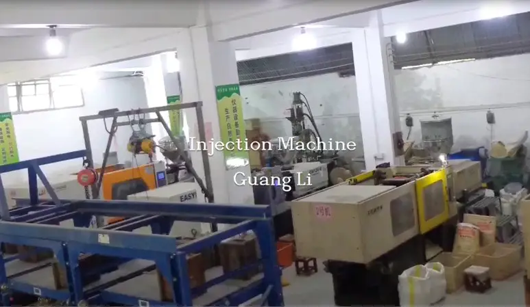 Production Machines in Guangli Electronic Factory