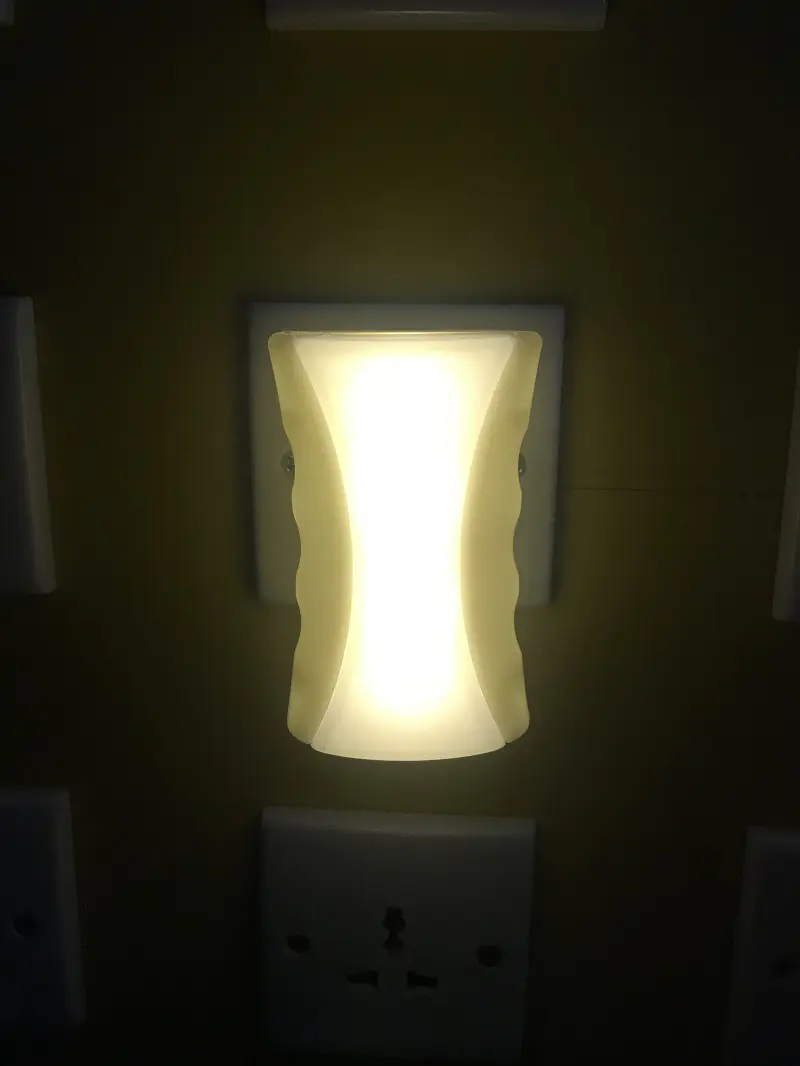 Wall lamp plug in sensor night light dusk to down LED night lamp 110-240V CE ROHS for indoor