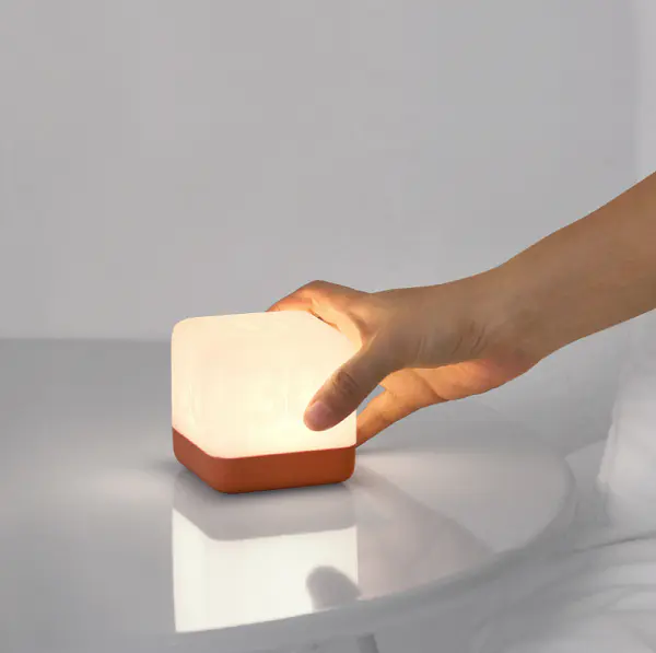 Flip timing portable night light with battery